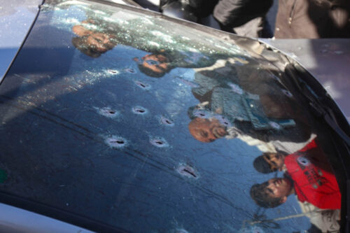 הוציאו אותם בחתיכות. הרכב של שלושת הצעירים הפלסטינים, זמן קצר לאחר החיסול בשכם (צילום: נאסר אשתייה/ פלאש90)
