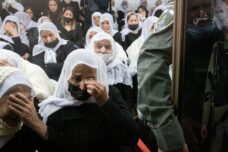 הלווייתו של שוטר מג"ב יזן פלאח בכפר כסרא סמיע (אורן זיו) הלווייתו של שוטר מג"ב יזן פלאח בכפר כסרא סמיע (אורן זיו)