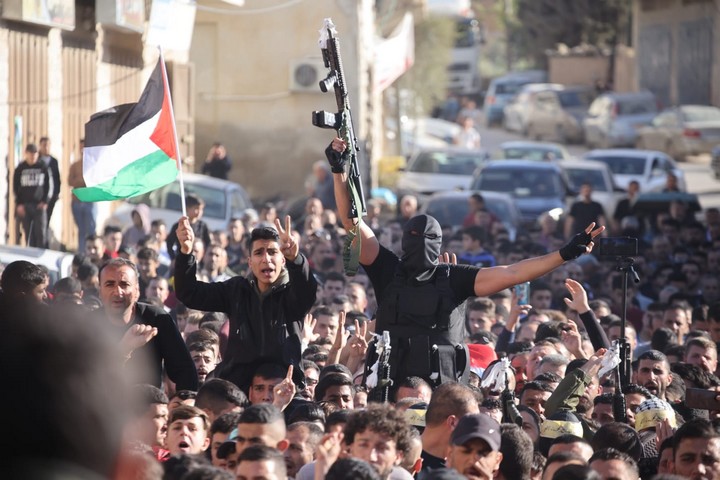 הלוויה של פלסטיני בביתא, ב-14 באפריל 2022 (צילום: אורן זיו)