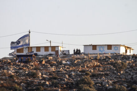 הוקמו באופן לא חוקי על אדמות פלסטיניות. מאחז אביתר (צילום: נאסר שתאיה / פלאש 90)