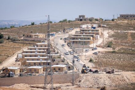 הקרוונים של אנשי נתיב האבות בגוש עציון, ביוני 2018 (צילום: גרשון אלינסון / פלאש90)