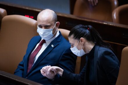"רצח רבין הפך את המחנה לקורבן אלימות, והוא מתנהג ככזה". מרב מיכאלי ונפתלי בנט (יונתן זינדל / פלאש 90)