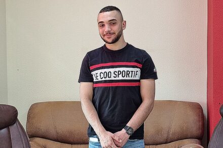 "הבנתי שאם אחשוב על החיים בחוץ, אני אהרס". אמל נחלה אחרי שחרורו (צילום: יובל אברהם)