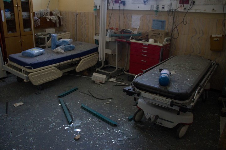 בית החולים בית חנון בצפון רצועת עזה, אחרי הפצצה בזמן מבצע צוק איתן ב-2014 (צילום: באסל יזורי / אקטיבסיטלס)