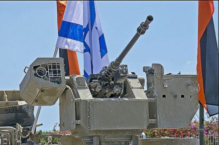 בולגריה ביטלה אתה חוזה לאספקת מסוקי קרב. מערכת דרקונית המיוצרת על ידי אלביט (צילום: זקי אבנאור CC BY 2.0)) בולגריה ביטלה אתה חוזה לאספקת מסוקי קרב. מערכת דרקונית המיוצרת על ידי אלביט (צילום: זקי אבנאור CC BY 2.0))