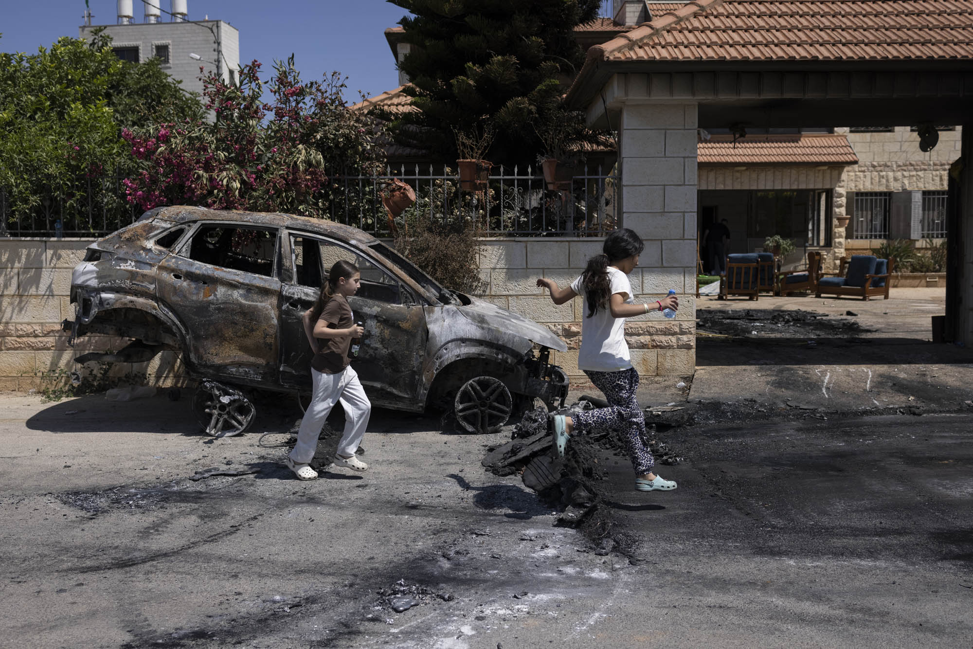 המטרה היא לגרום לפלסטינים לעזוב. העיירה תורמוס עיא אחרי הפוגרום, יוני 2023 (צילום: אורן זיו)