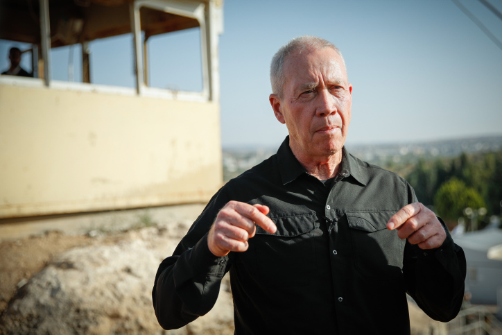 משאיר את הצבא חשוף למחלוקת פוליטית. שר הביטחון יואב גלנט (צילום: שיר תורם)