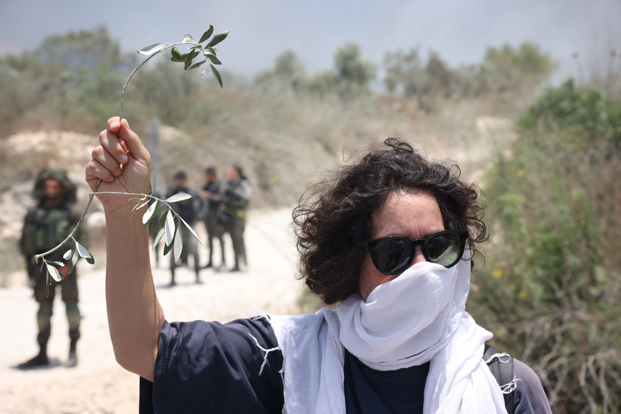 מספרים שלא נראו כמותם בהפגנות שמאל בגדה כבר הרבה שנים. צעה לעבר חומש, יולי 2023 (צילום: אורן זיו)