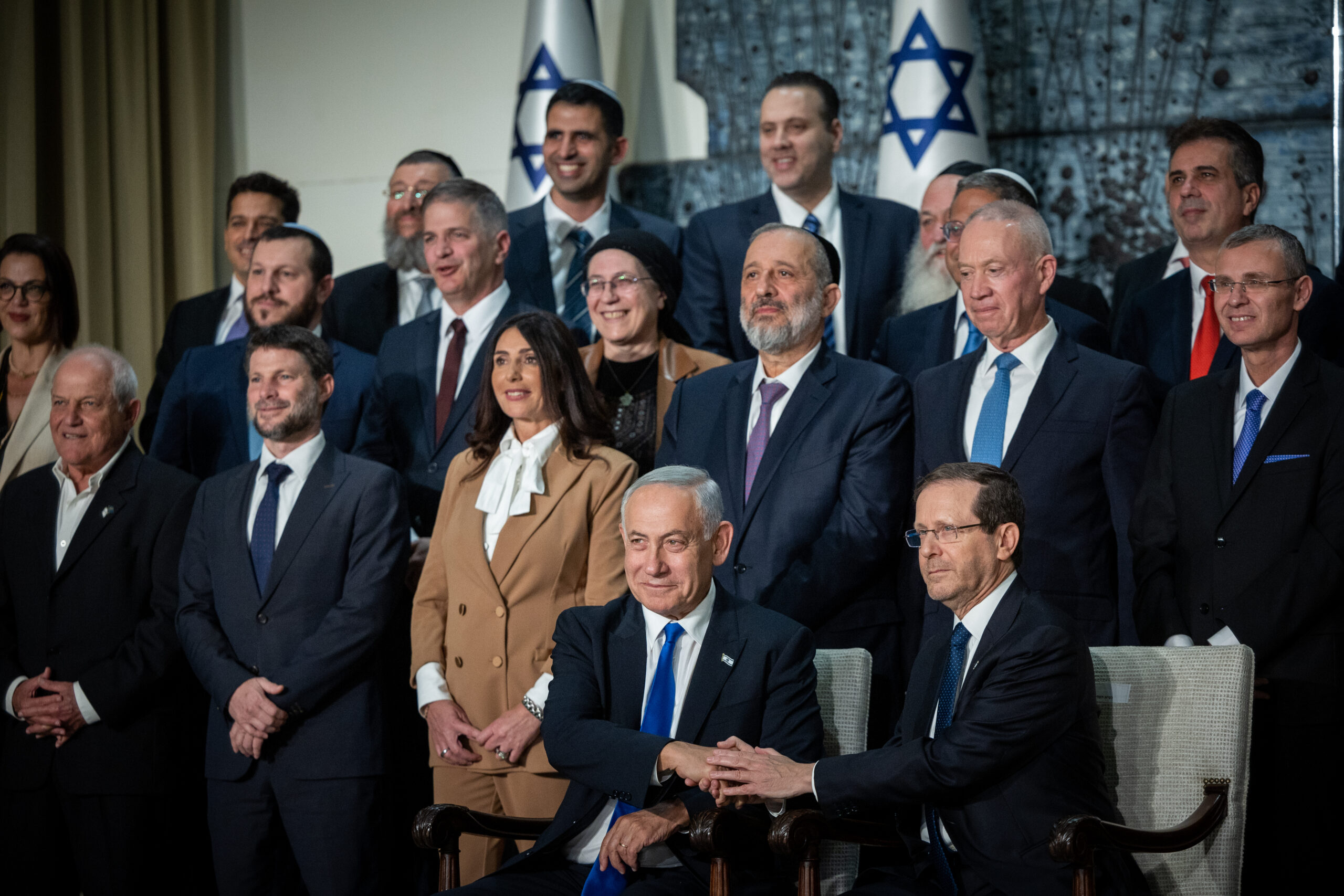 קווי היסוד קבעו שרק לעם היהודי יש זכות בארץ ישראל. ממשלת נתניהו אצל הנשיא הרצוג, דצמבר 2022 (צילום: יונתן זינדל / פלאש 90) 