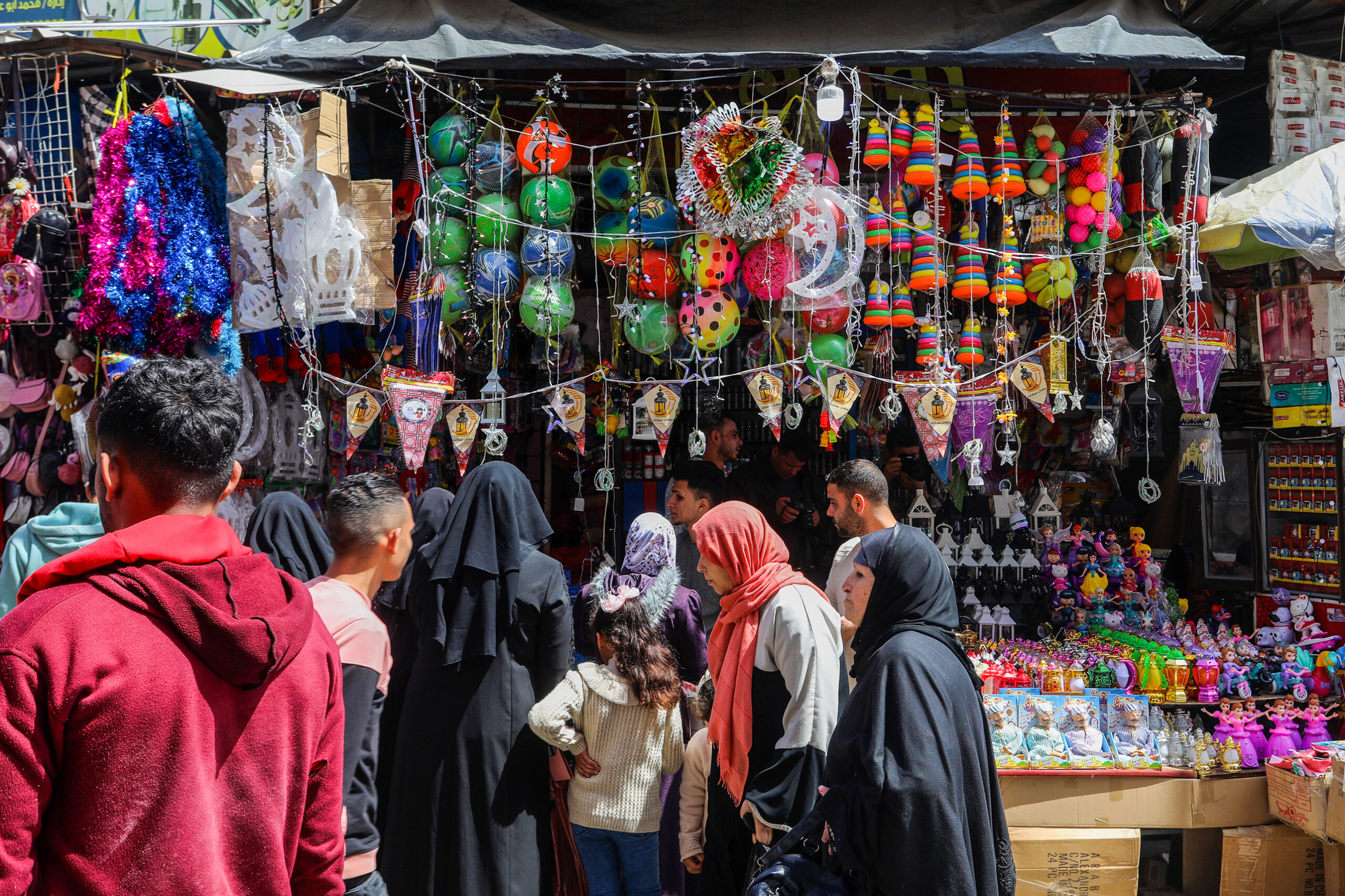 השוק ברפיח לפני רמדאן, במרץ 2022 (צילום: עבד רחים ח'טיב / פלאש90)