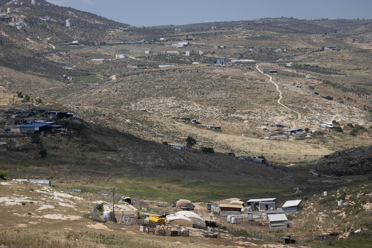 קהילת חירבת׳ א-טוויל, בה מתנחלים ירו למוות בשני רועים פלסטינים, 16 באפריל 2024 (צילום: אורן זיו)