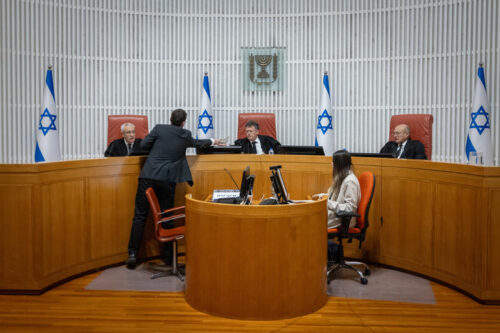 דיון בבית המשפט העליון בירושלים, ב-14 בנובמבר 2024 (צילום: חיים גולדברג / פלאש90)