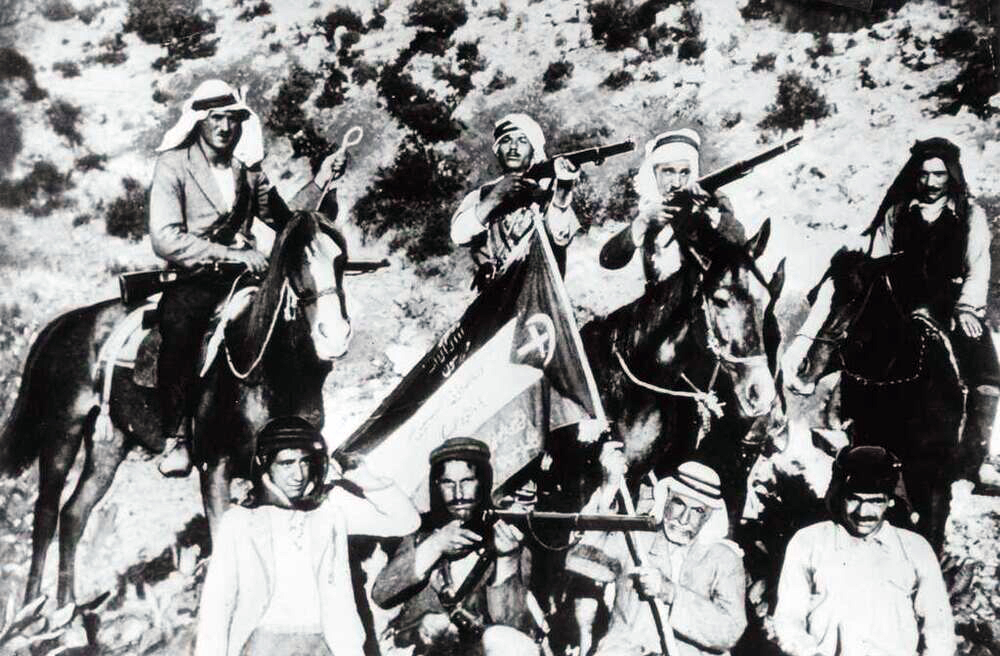 הציונות למדה מהבריטים את אמצעי הדיכוי. לוחמים פלסטינים במרד נגד הבריטים, 1938 (צילום: ויקימדיה)
