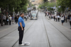 צפירת יום השואה במדינה נטולת בושה היא צליל נעדר תוכן. צפירת יום השואה בירושלים, מאי 2019. (צילום: אהרון קרון / פלאש90)
