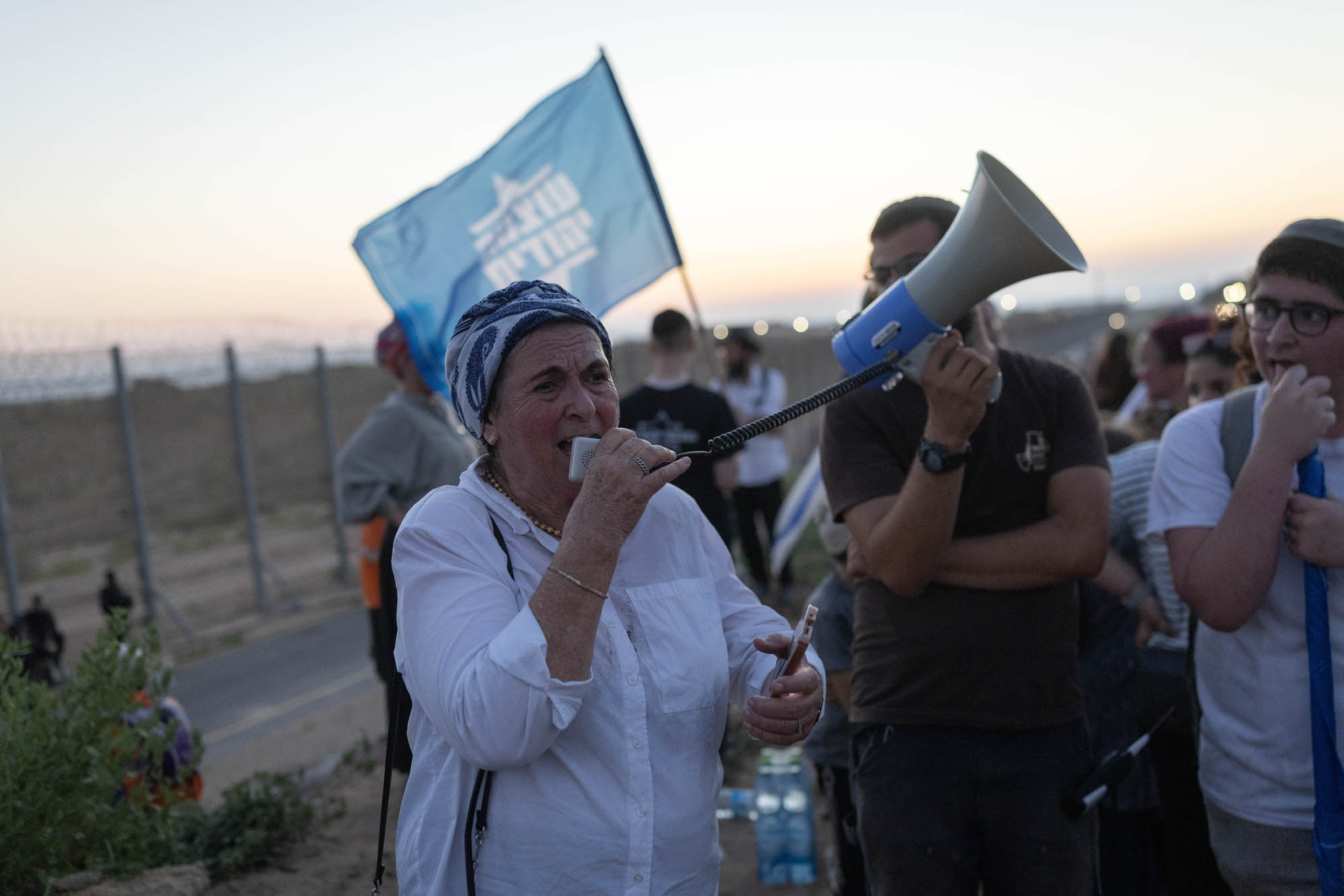 דניאלה וויס במהלך ״צעדת האלפים״ לעזה, 19 ביולי 2026 (צילום: אורן זיו)
