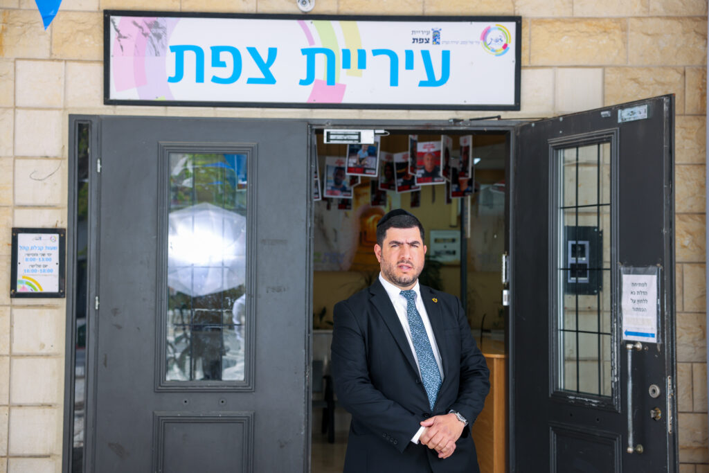 ראש עיריית צפת, יוסי קקון, ב-15 באפריל 2024 (צילום: דיויד כהן / פלאש90)