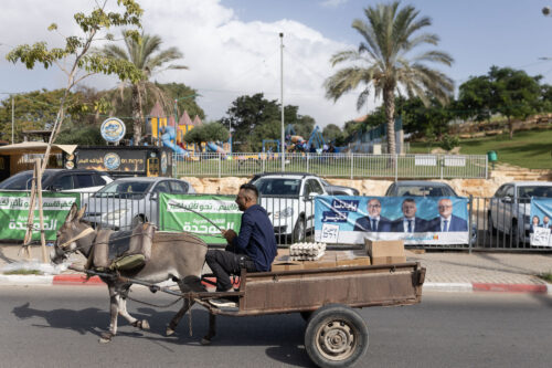 מה באמת מכריע את עמדת המצביעים הפלסטינים?