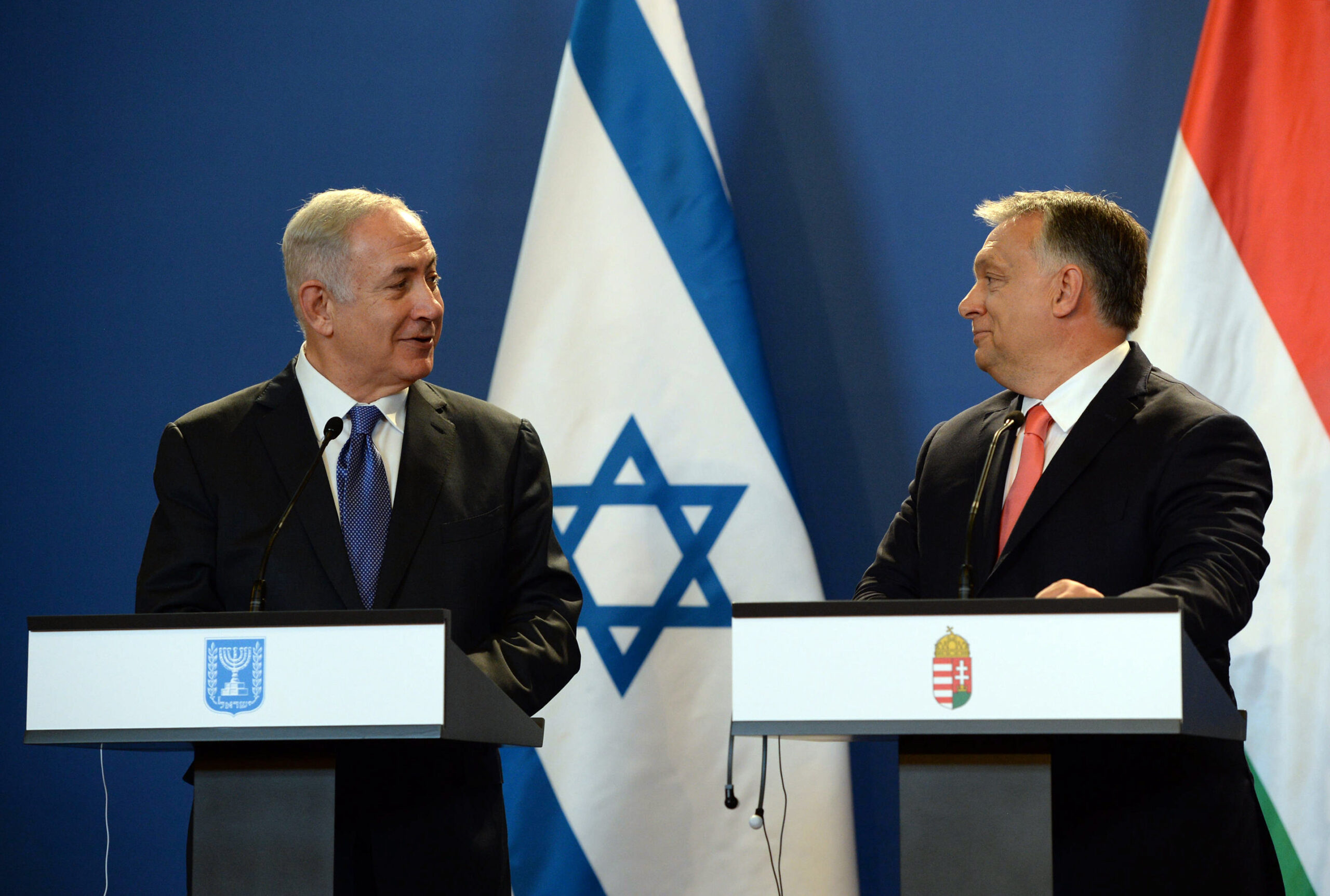 ויקטור אורבן ובנימין נתניהו במסיבת עיתונאים בבודפשט, ב-18 ביולי 2017 (צילום: חיים צח / לע"מ) ויקטור אורבן ובנימין נתניהו במסיבת עיתונאים בבודפשט, ב-18 ביולי 2017 (צילום: חיים צח / לע"מ)
